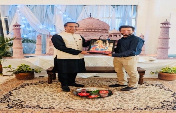 Ambassador Abhishek Singh welcomed former Karate World Champion from Venezuela Antonio Diaz 